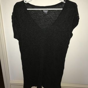 •GRAY AERIE T-SHIRT•